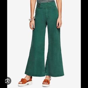 Free people youthquake green bell bottoms sz 26